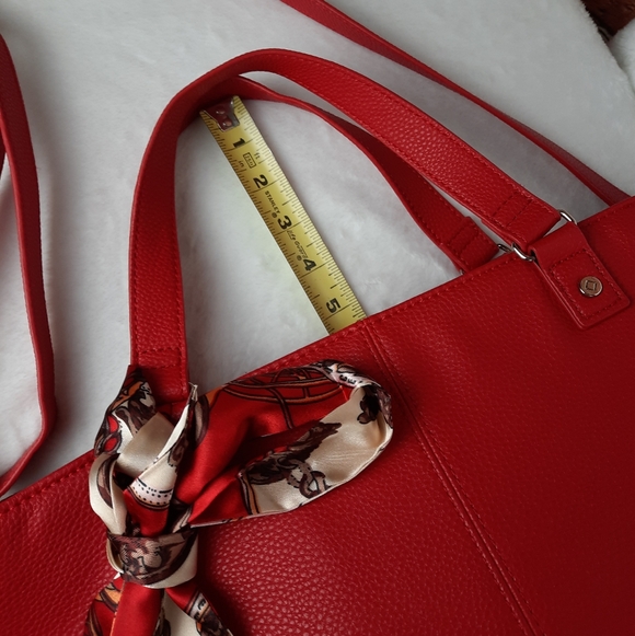 Jewell Elegant Red Tote Bag - Picture 13 of 15